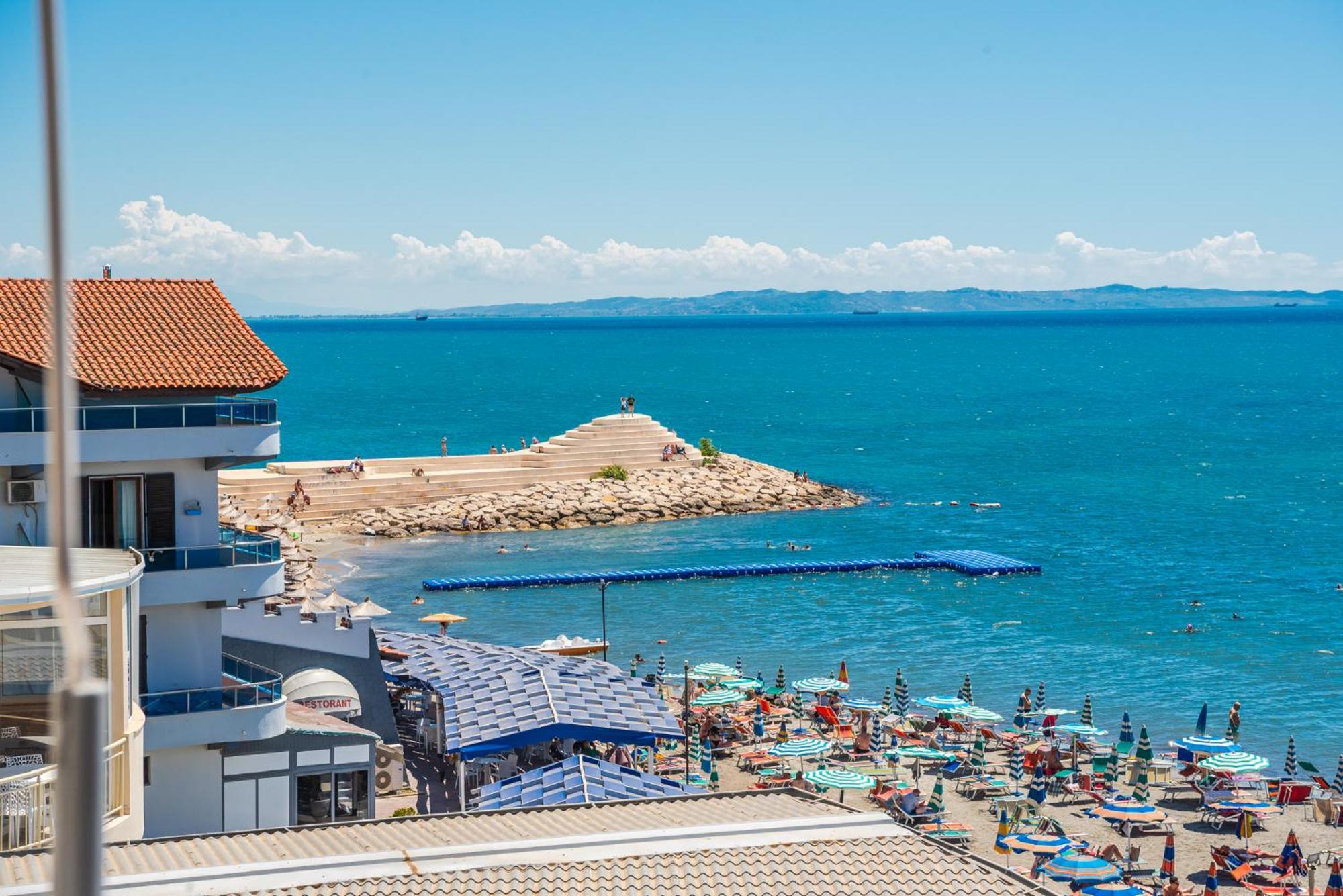 Hotel Aragosta Durres