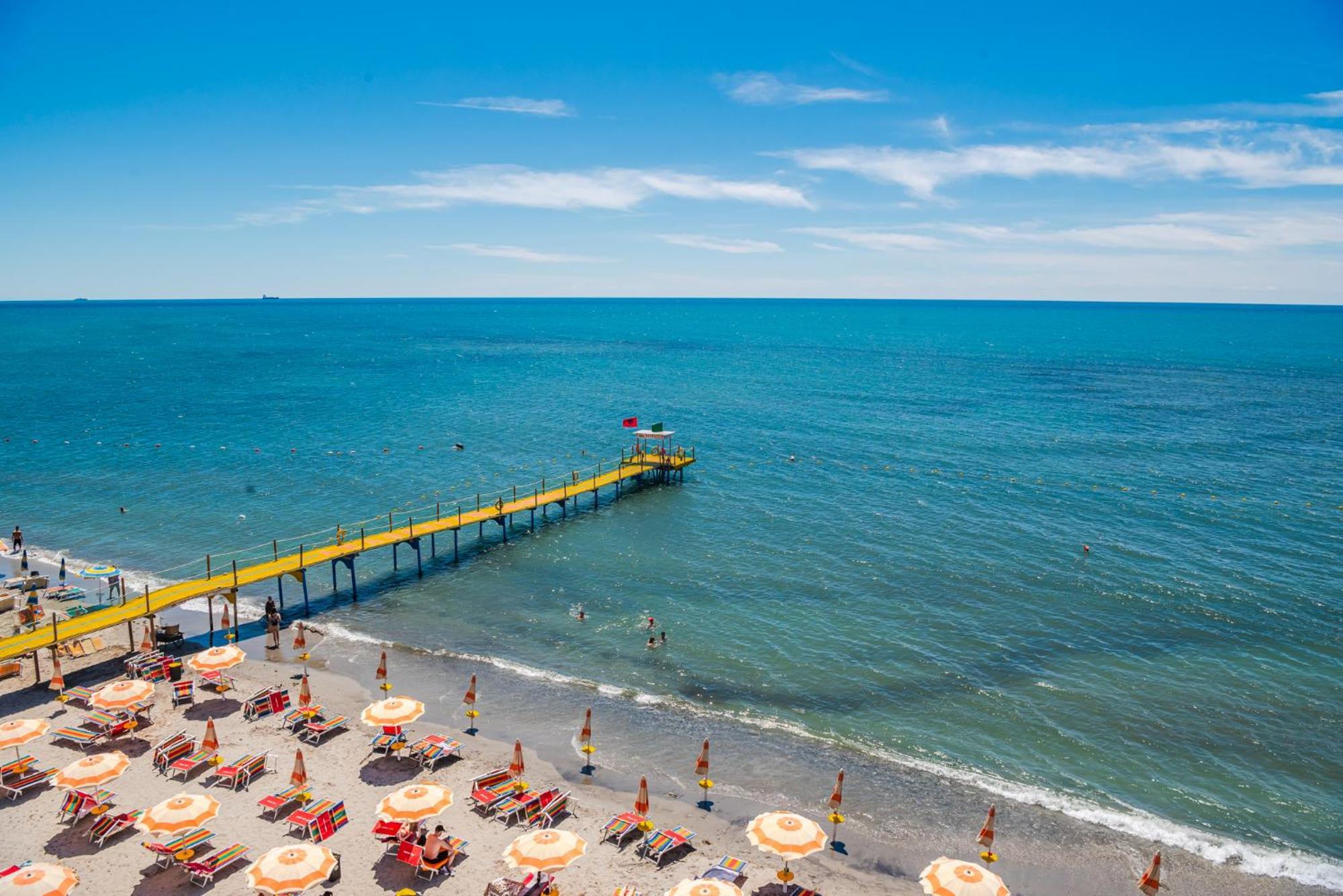 Aragosta 4* Durres