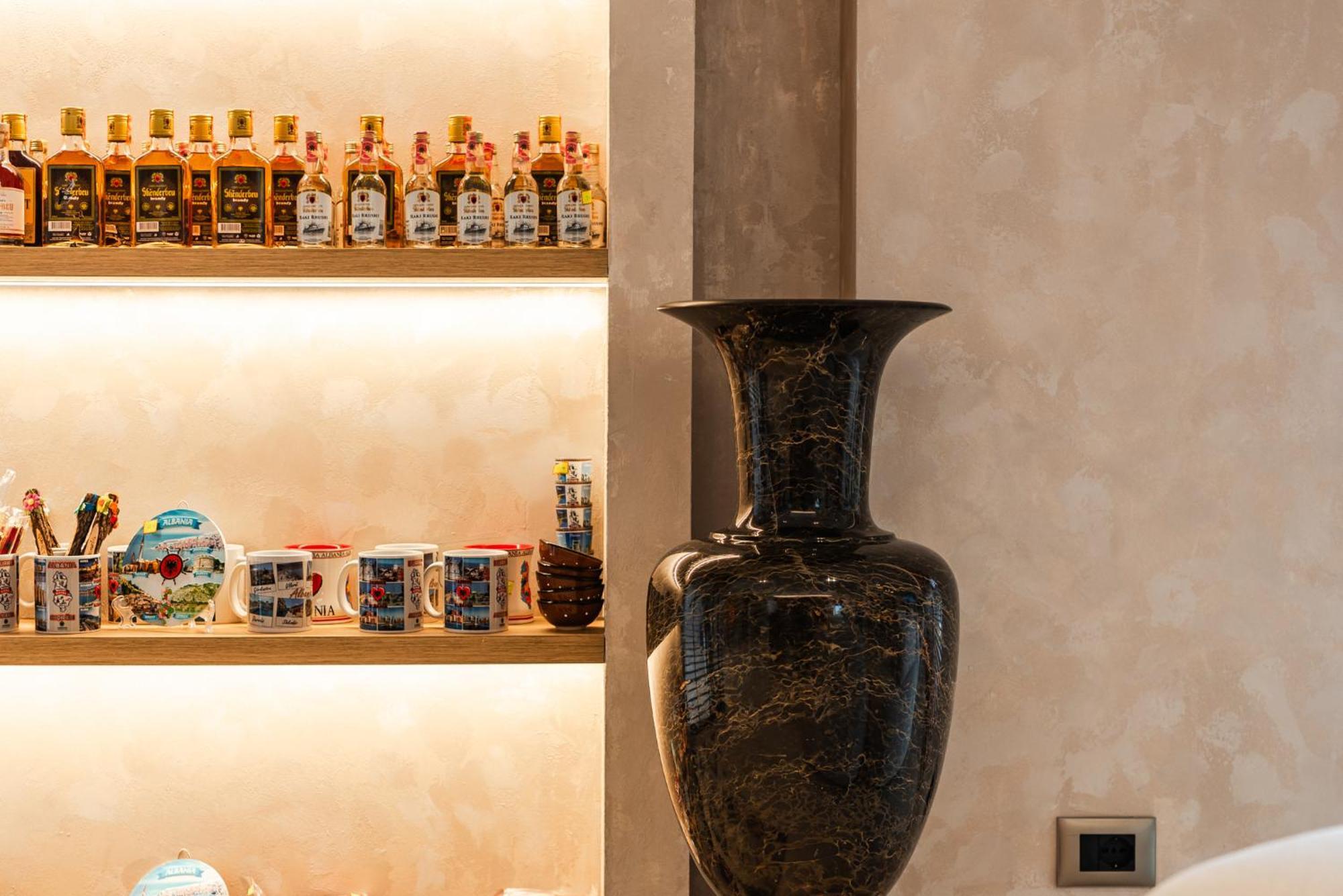 Hotel Aragosta Durres