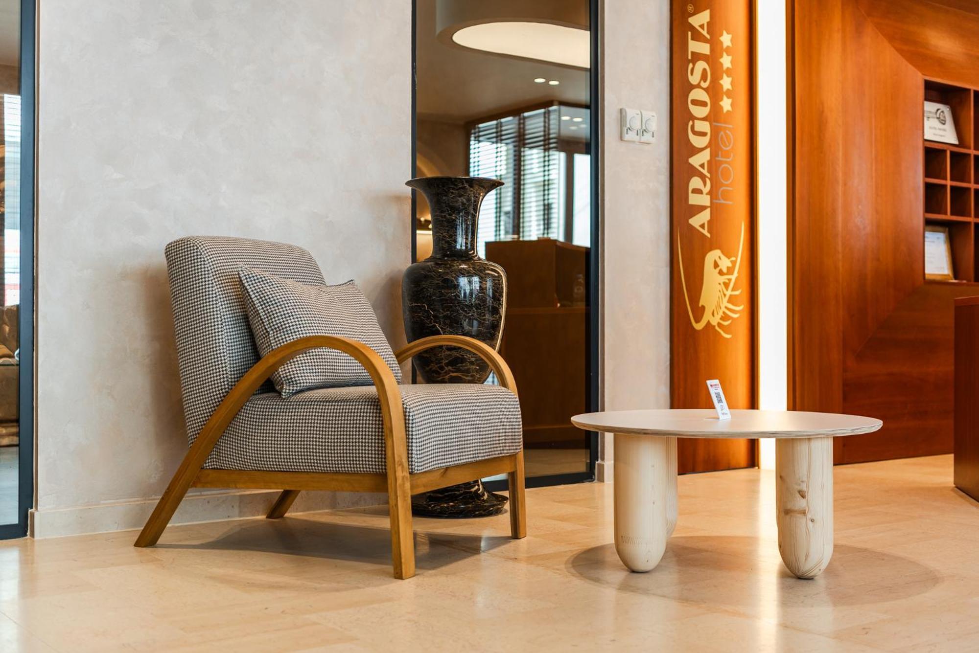Aragosta 4* Durrës