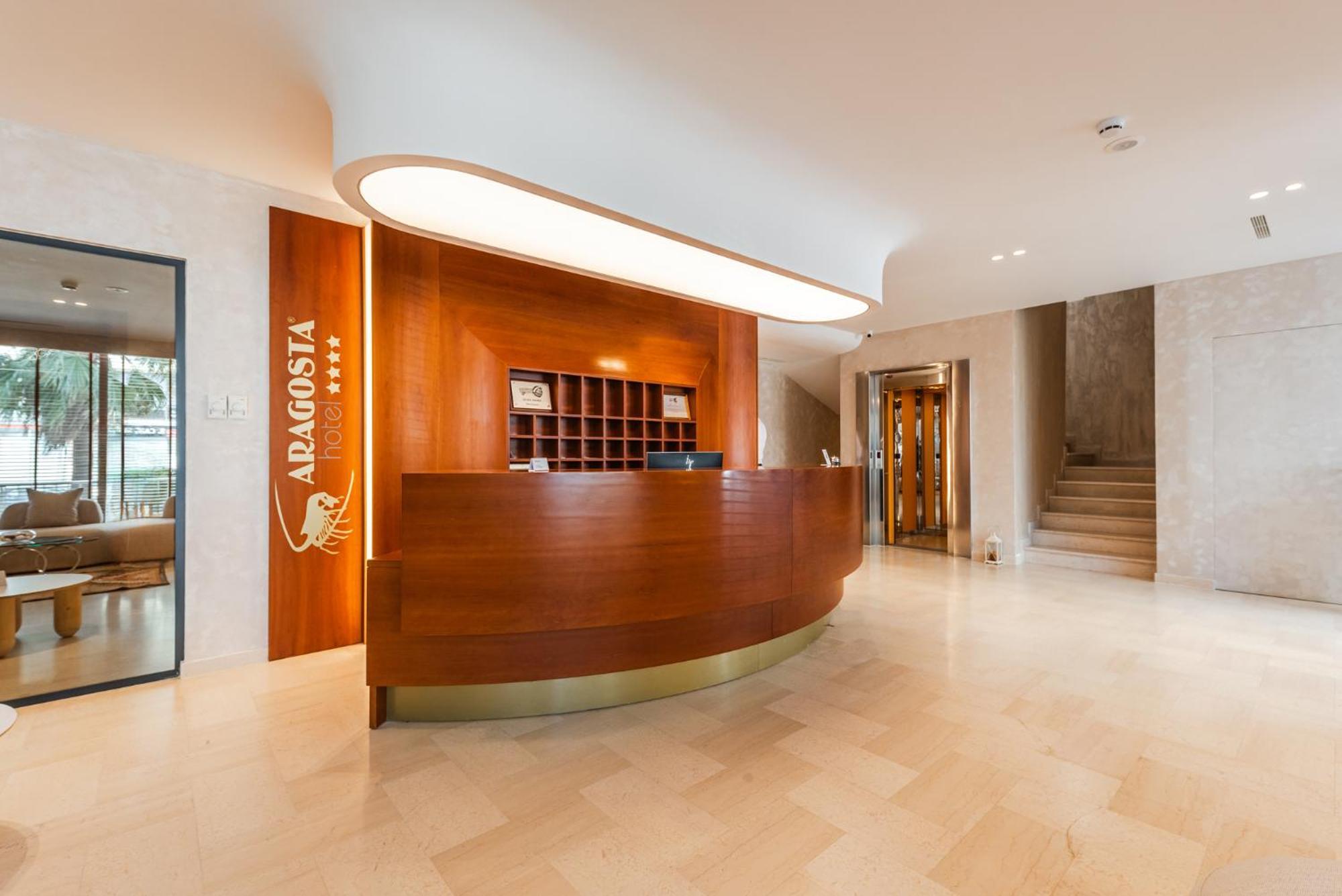 Aragosta Hotel Durres