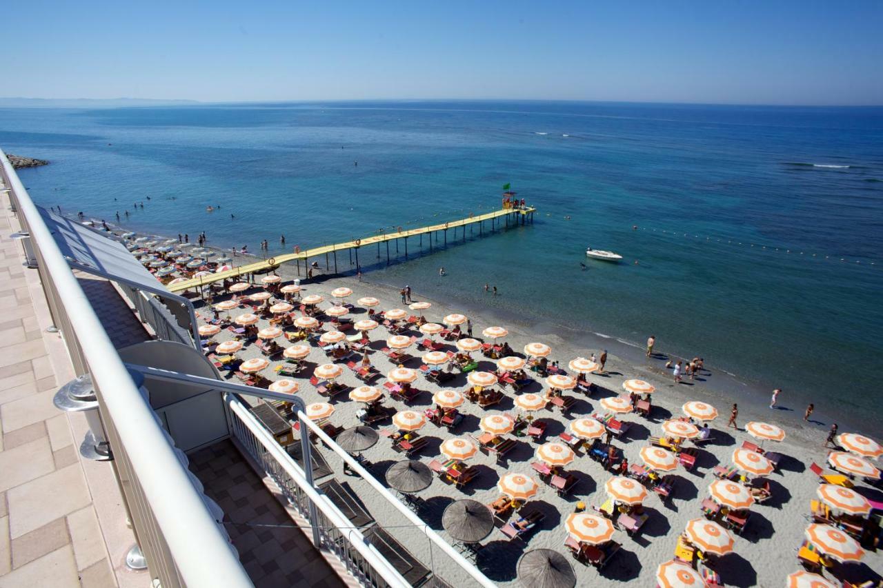 Aragosta Szálloda Durrës